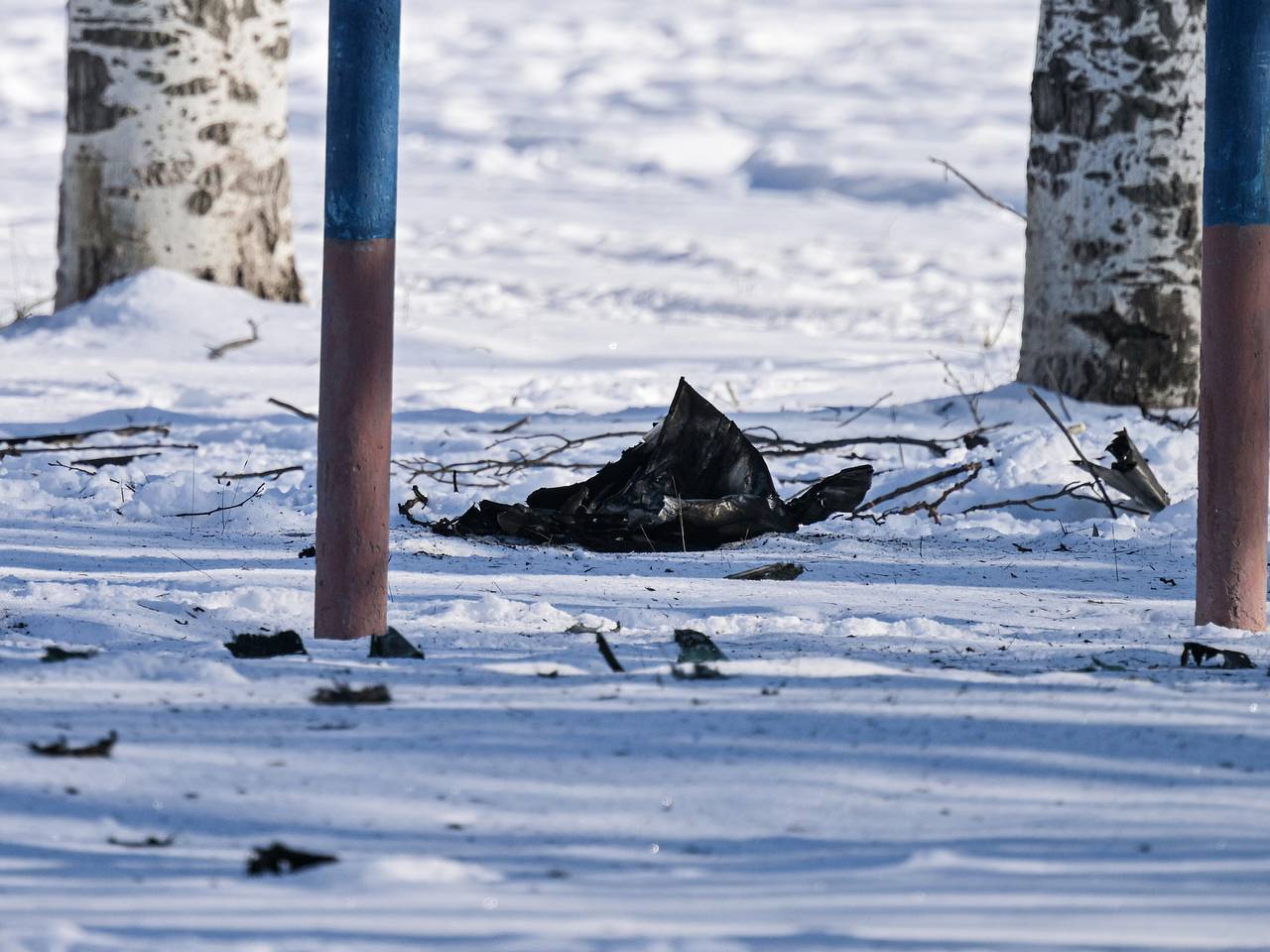 Обломки БПЛА ВСУ упали на медцентр в российском городе