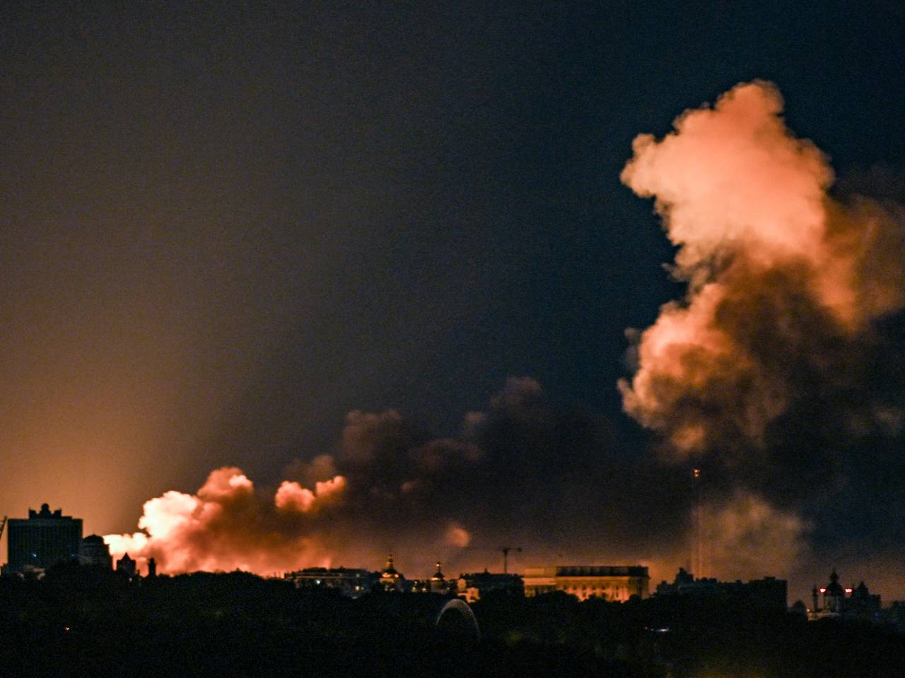 В России прокомментировали сообщения об эвакуации посольств из Киева фразой из КВН