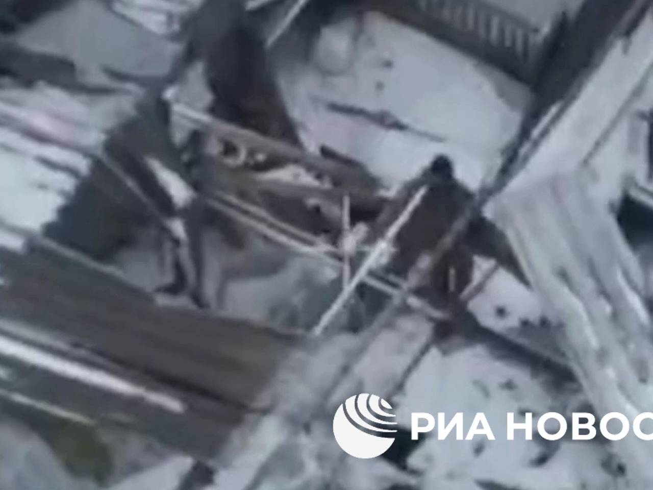 Появилось видео удерживавшего позицию два месяца российского бойца