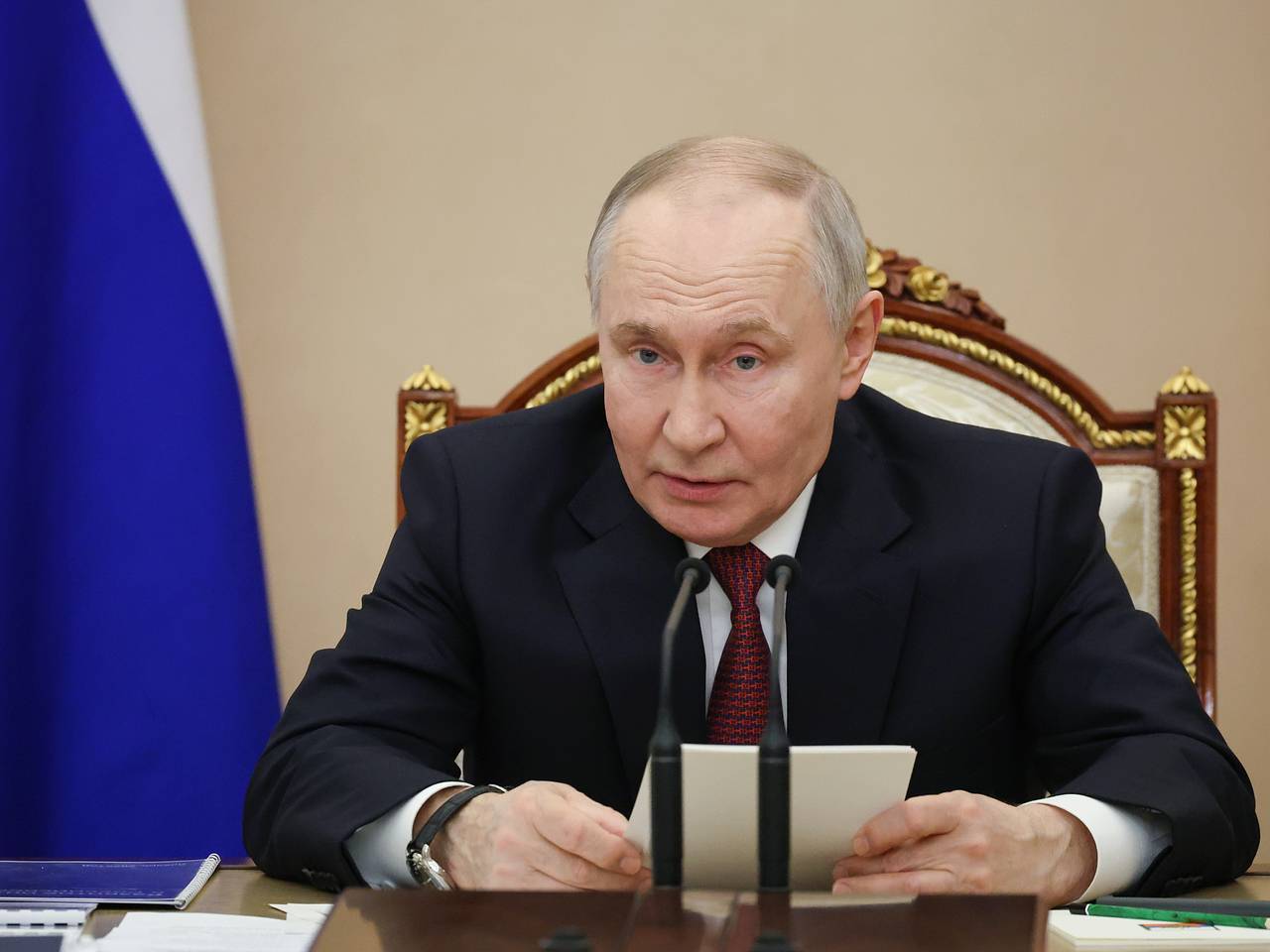 Опубликован рейтинг Путина среди россиян