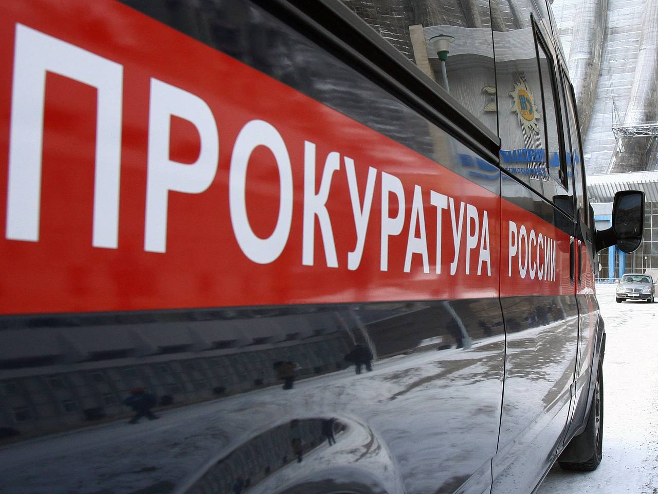 Российский депутат пострадал во время обсуждения наказов избирателей