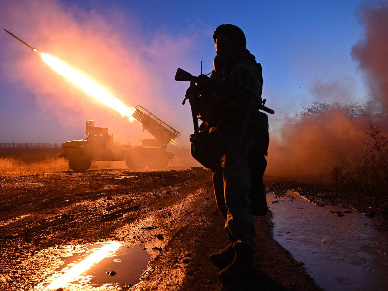 В Минобороны России назвали цели ночного массированного удара по объектам Украины