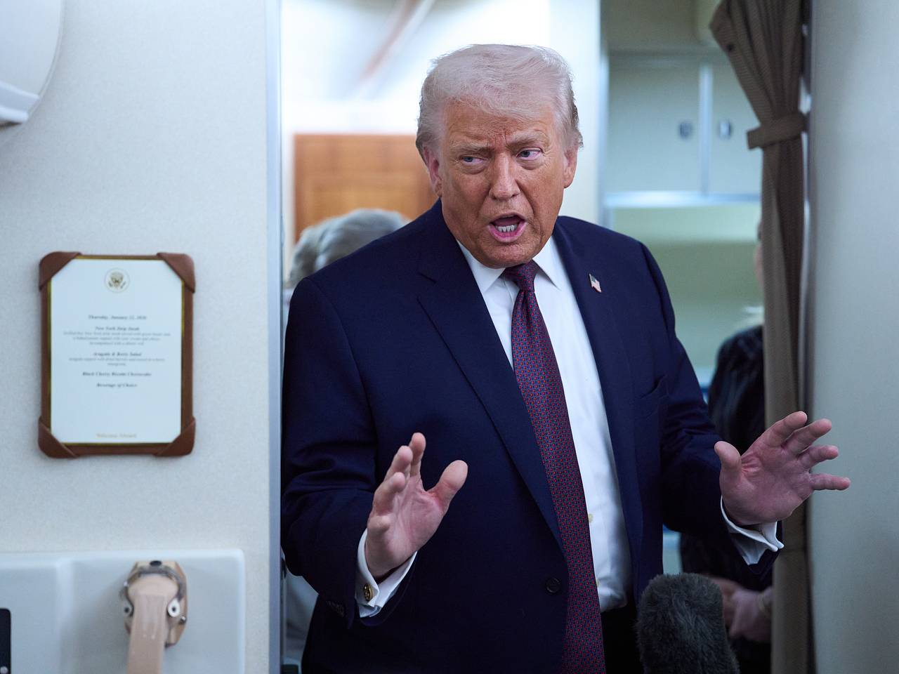 Песков оценил работу Трампа и высказался о его методах