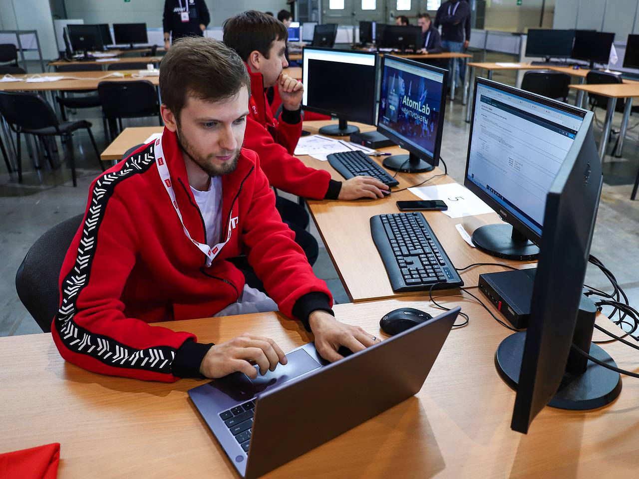 Россиянам напомнили о четырехдневной рабочей неделе в феврале