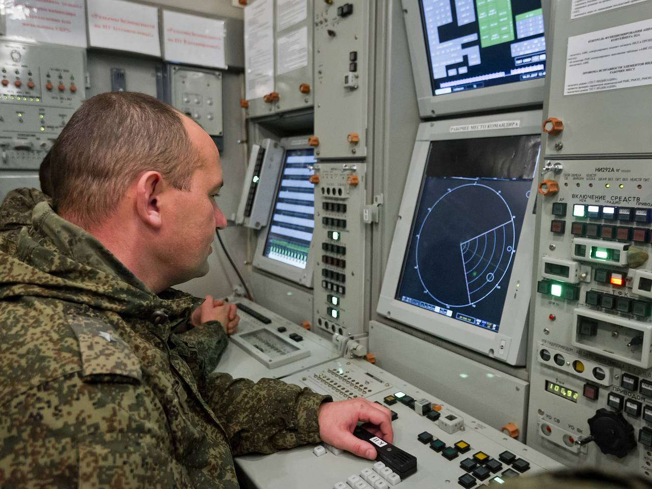 ПВО России за сутки сбила 31 снаряд HIMARS и 68 дронов