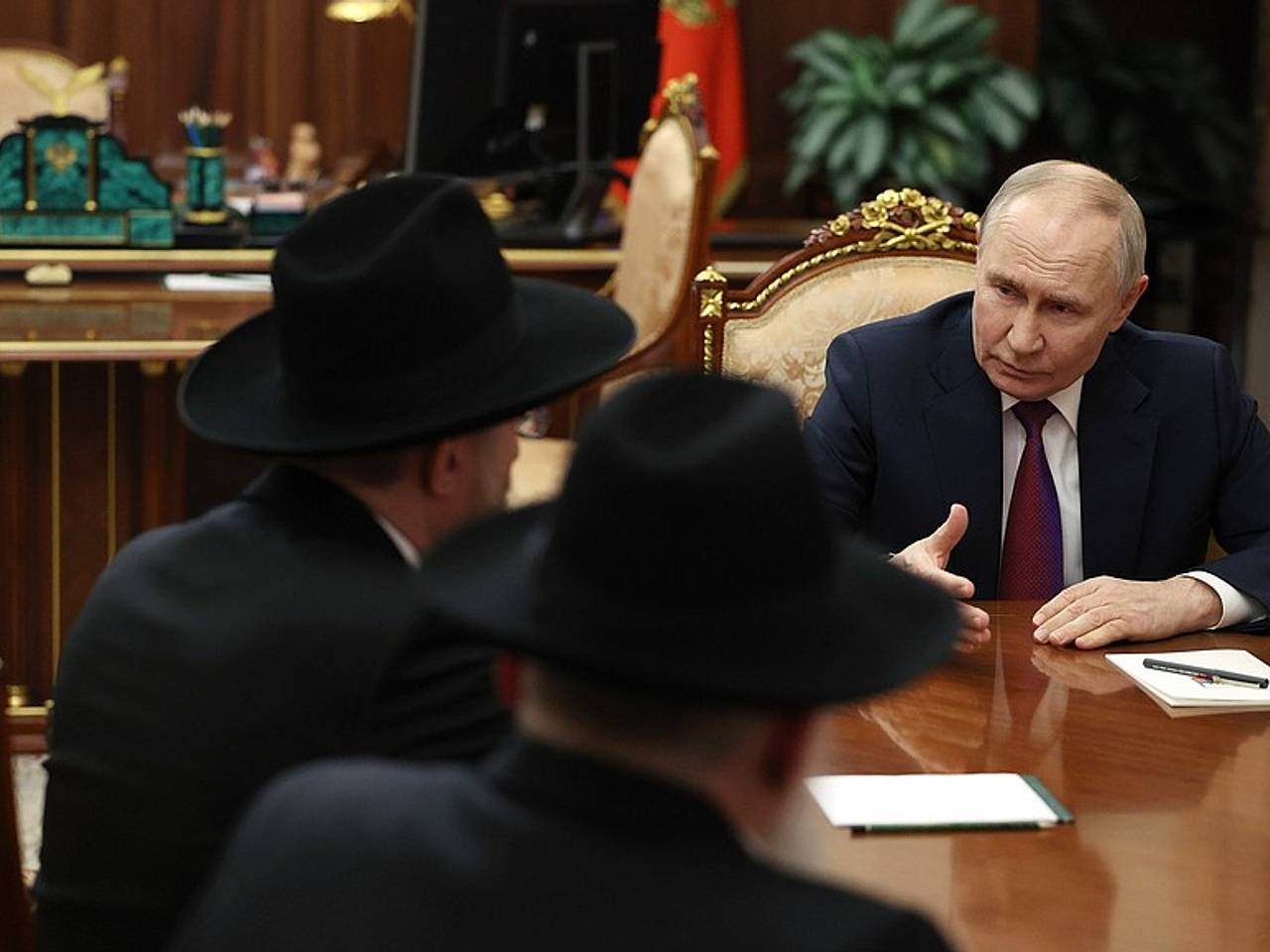 Путин назвал неслучайным совпадение двух памятных дат