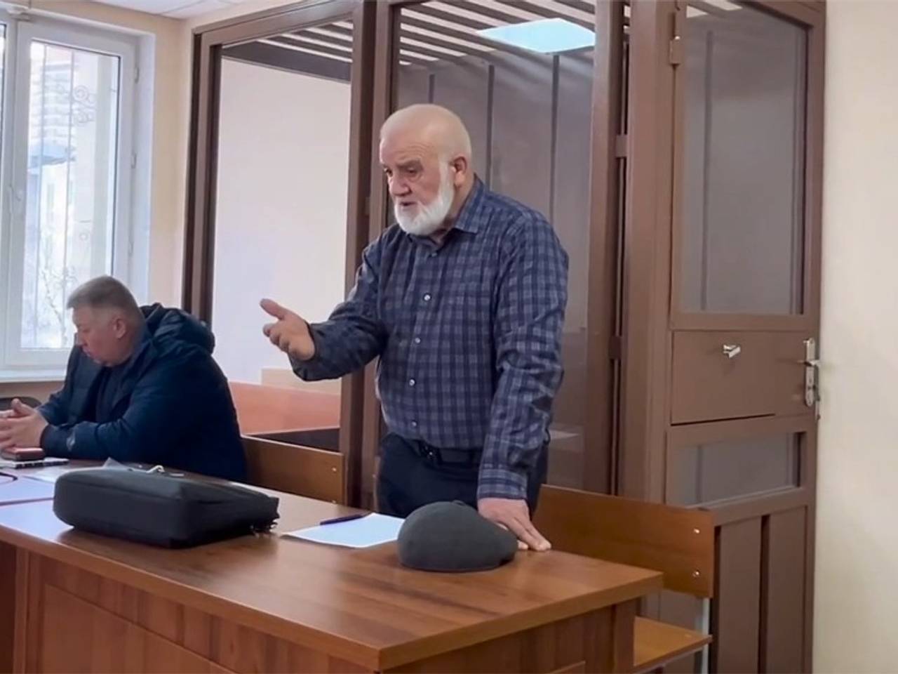 Стали известны последствия для оскорбивших русских на уроке учителя