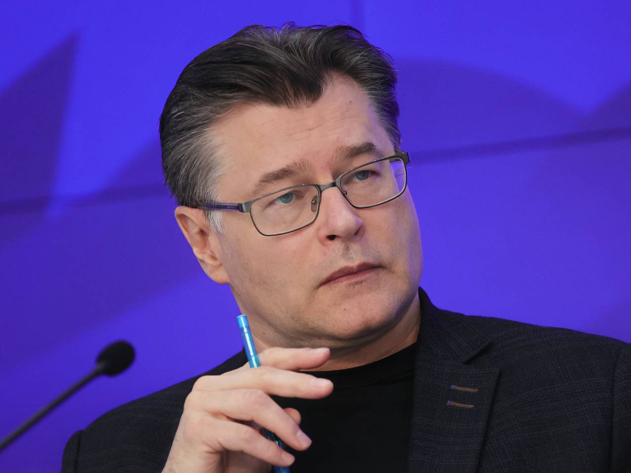 Политолог рассказал об особом восприятии президентом России Дня защитника Отечества