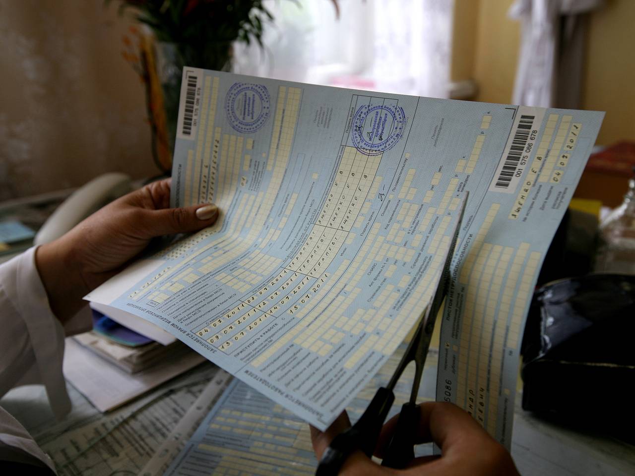В России захотели изменить условия оформления больничных