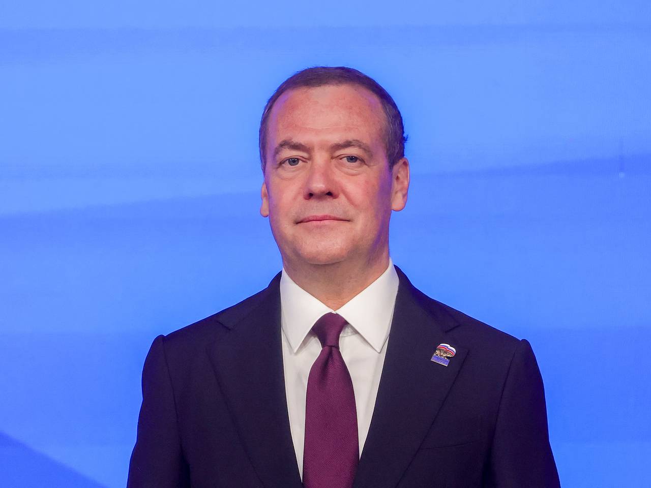 Медведев пошутил про свои высказывания