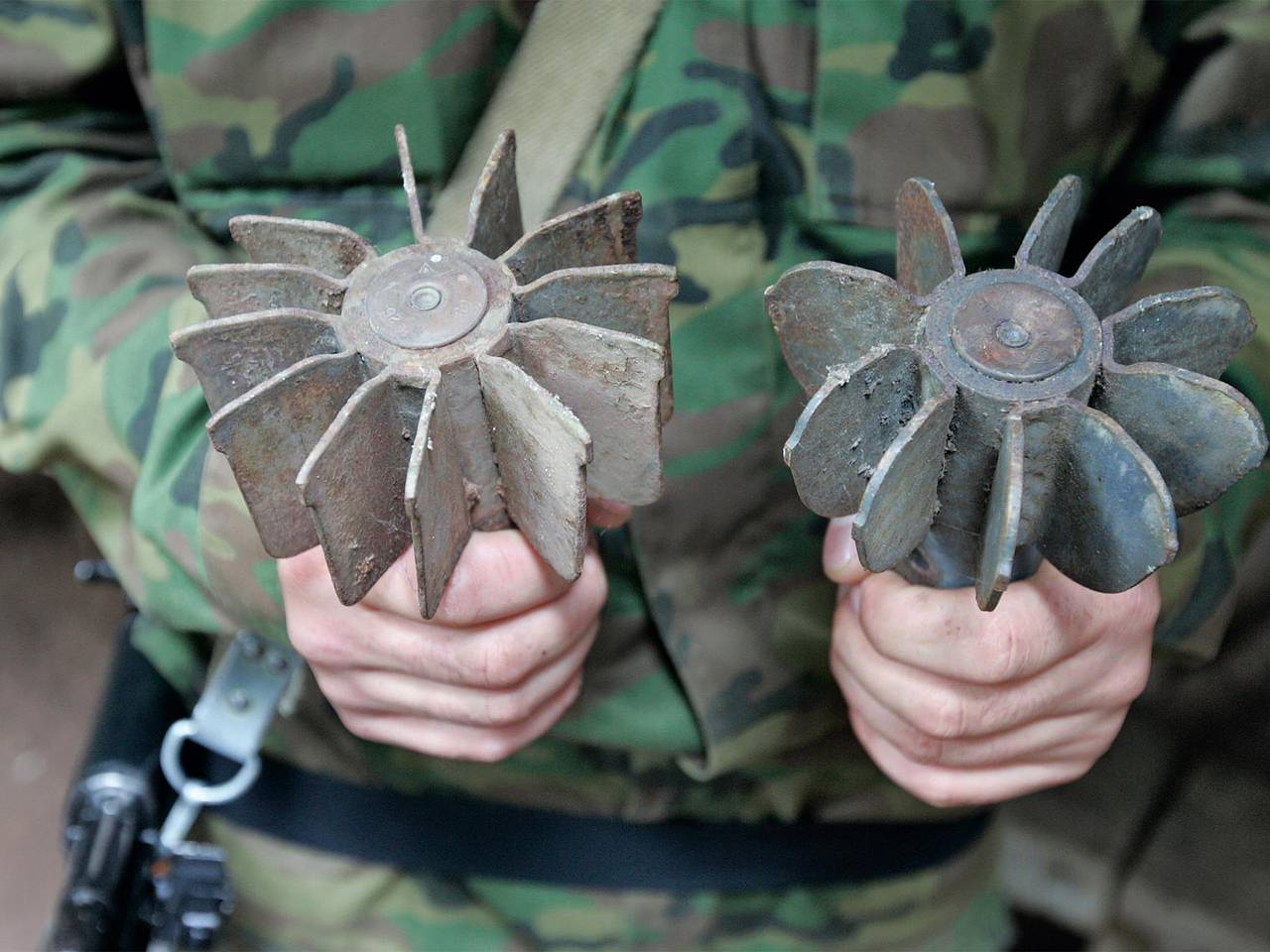 Стало известно об эвакуации жителей российской многоэтажки после обнаружения мин в здании