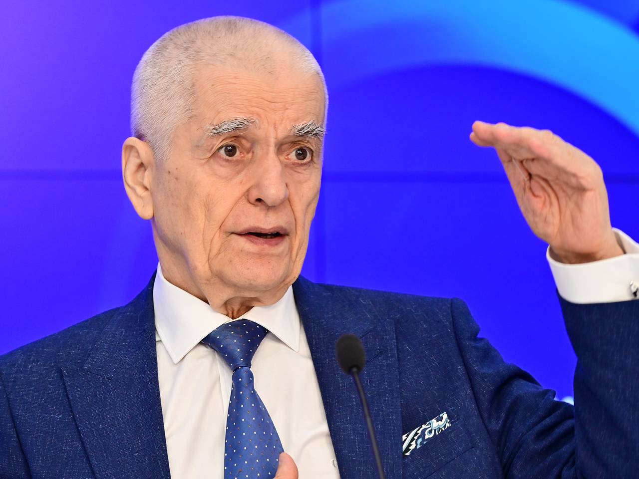 Академик назвал среднюю продолжительность жизни в России