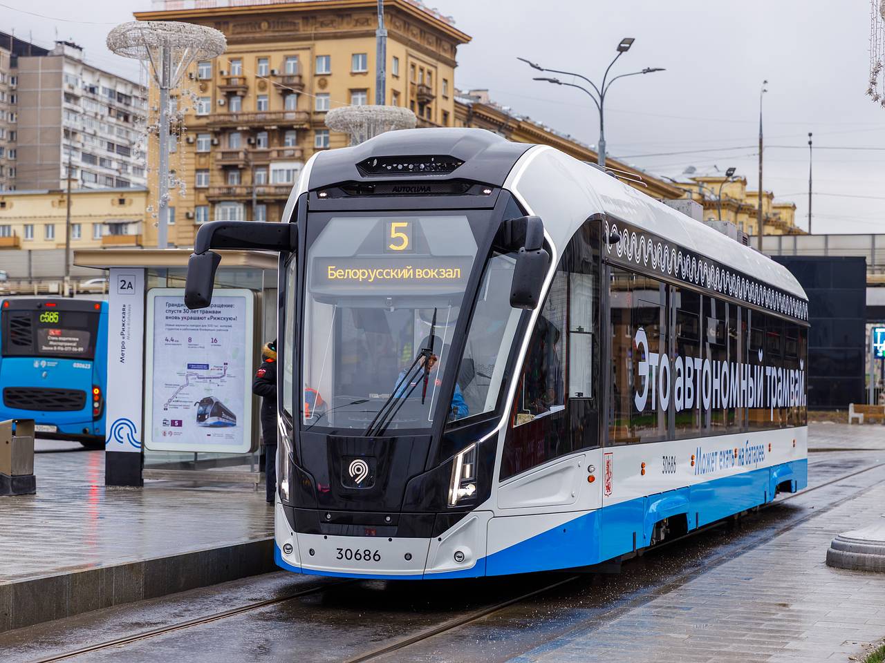 В столице началась поставка 50 трамваев &laquo;Львенок-Москва&raquo; с автономным ходом