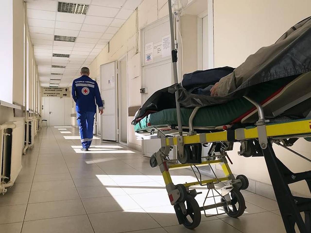 Россиянин попал в больницу с шахматными фигурами в заднем проходе после секс-эксперимента