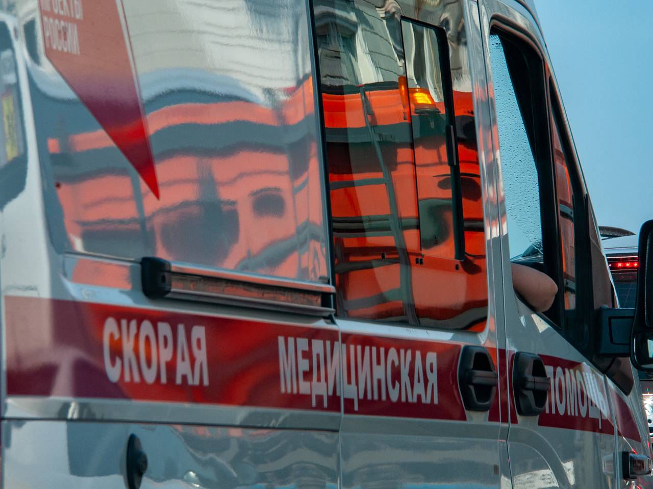 Люди попали под винты речного трамвая в Москве