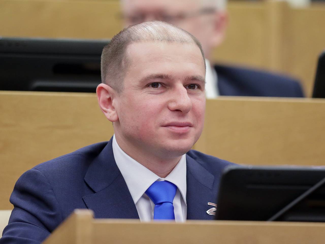 Депутат Госдумы от Санкт-Петербурга Михаил Романов поздравил военнослужащих Росгвардии