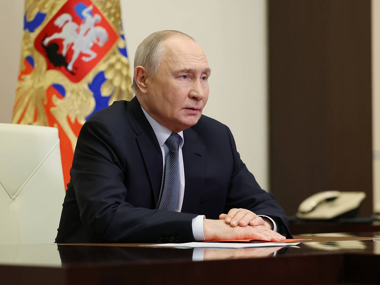 Путин назвал непростой ситуацию в российском приграничье