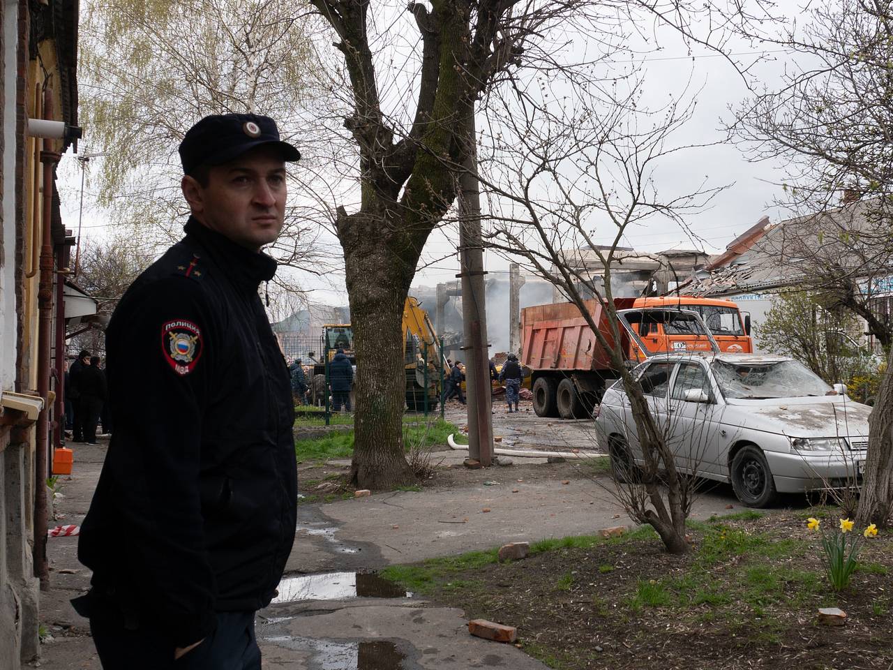 Смерть сотрудника коммунальной службы связали со взрывом на российском складе пиротехники