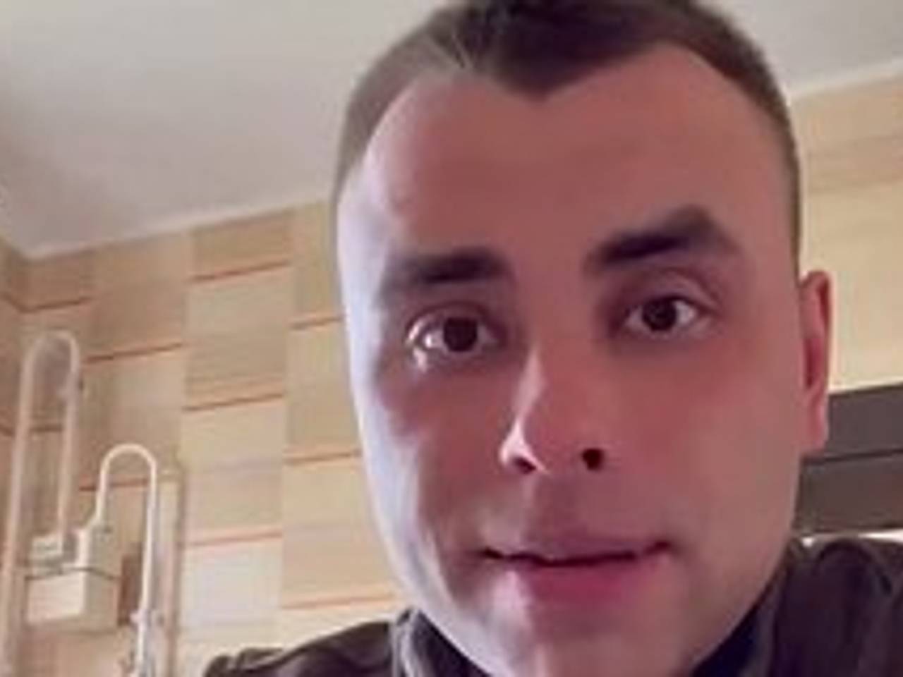 Раскрыты обстоятельства судьбы покончившего с собой офицера и военблогера Воеводы