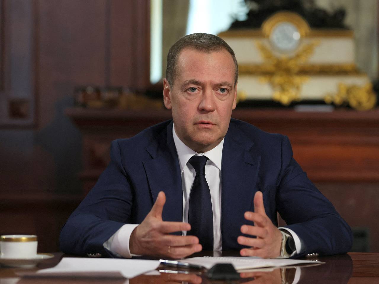 Медведев назвал цель противников России