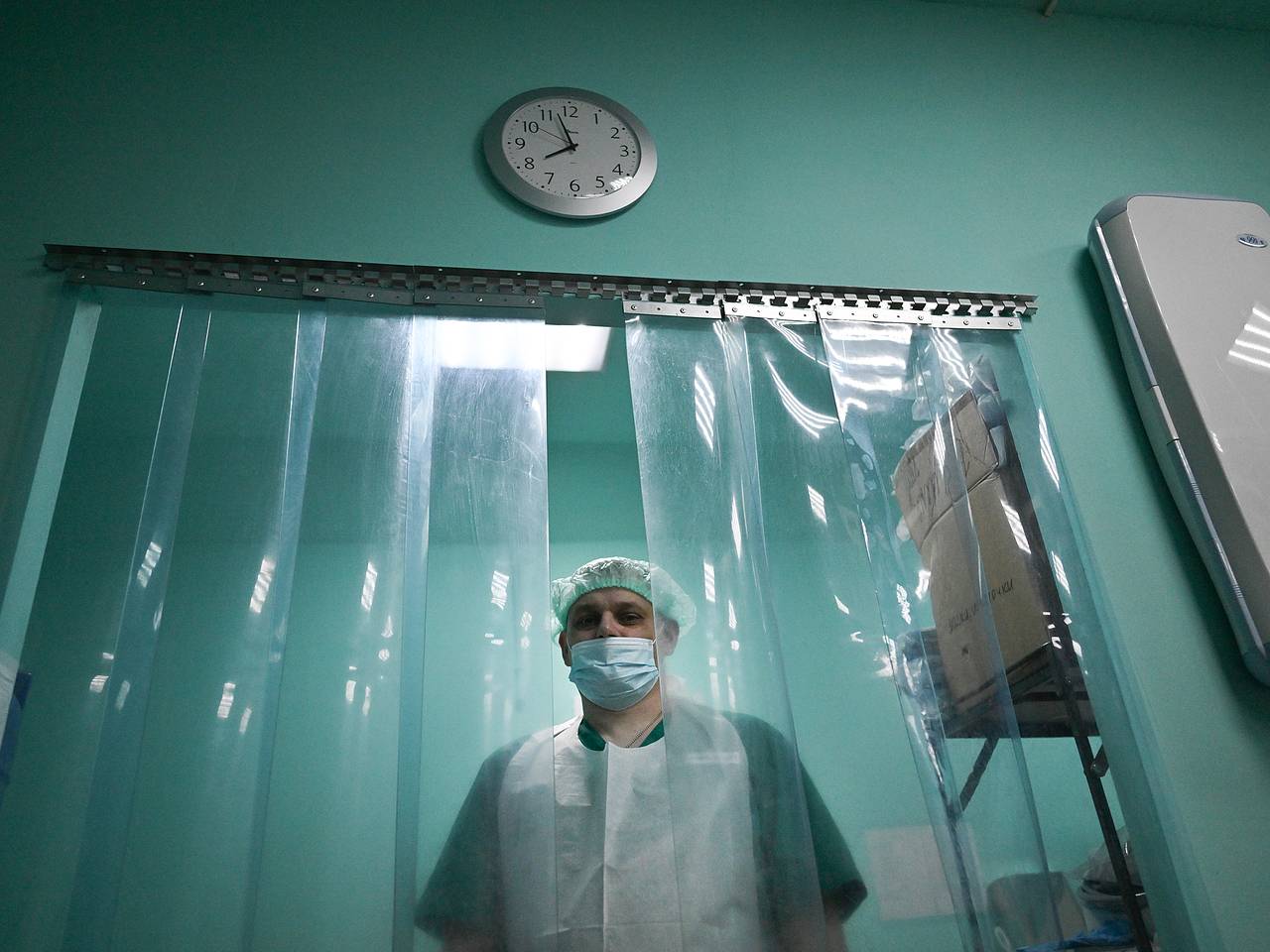 ВСУ атаковали машину доставлявших на СВО куличи и медикаменты российских волонтеров