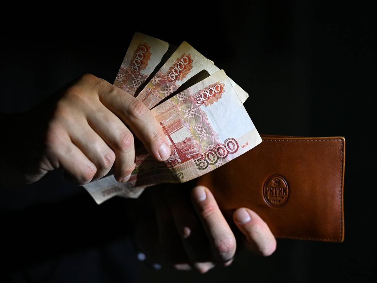 В России назвали законный способ увеличить отпускные