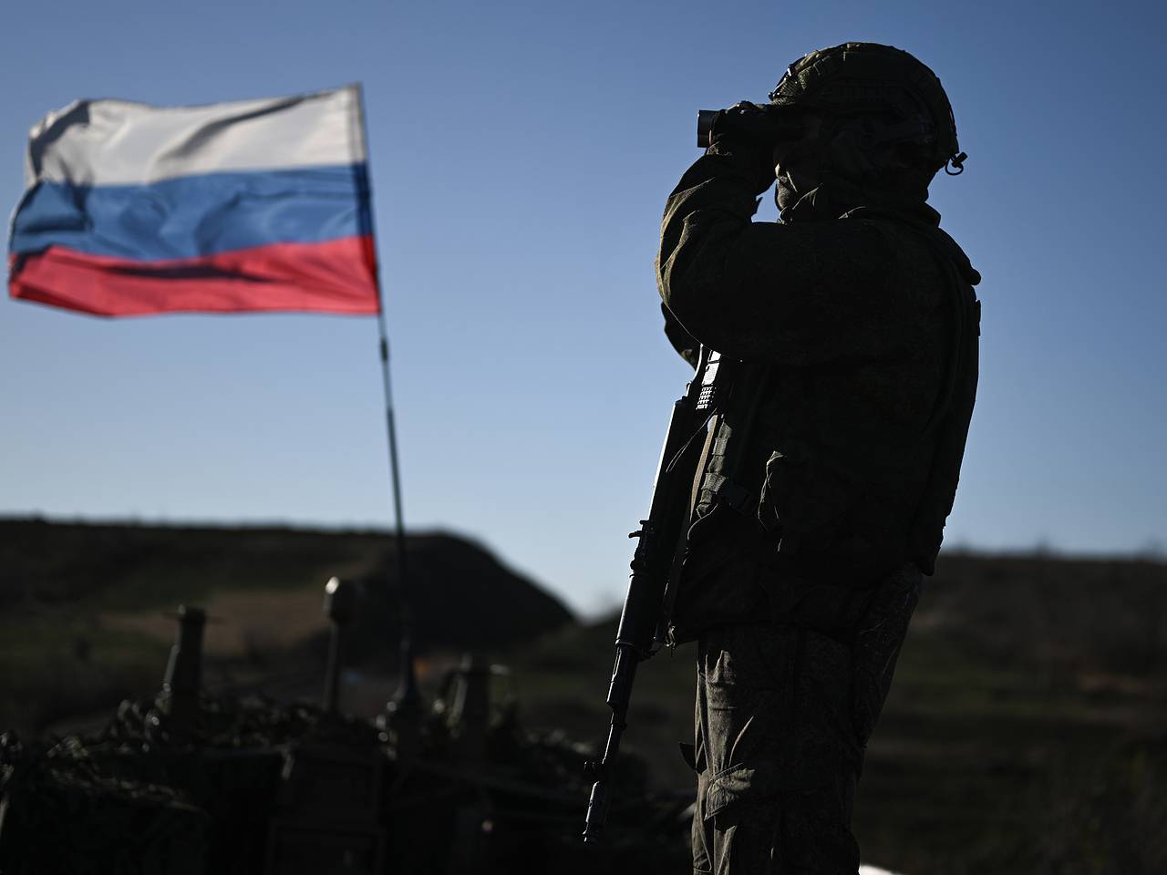 Российские военные заняли Чаривное