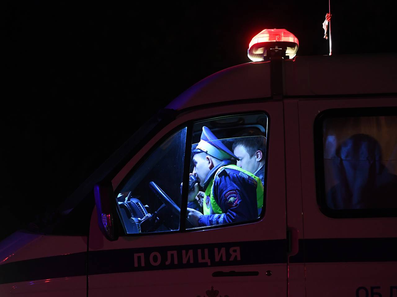 В российском регионе иномарка упала в реку