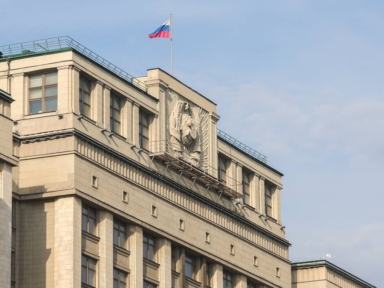 Власти страны НАТО высмеяли за призыв проявить силу против России