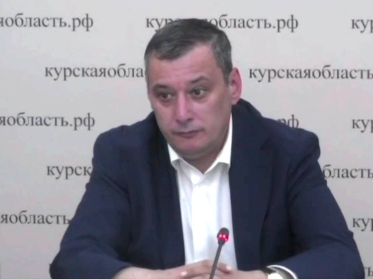 Нагрубивший сотруднику во время совещания с Хинштейном российский чиновник объяснился