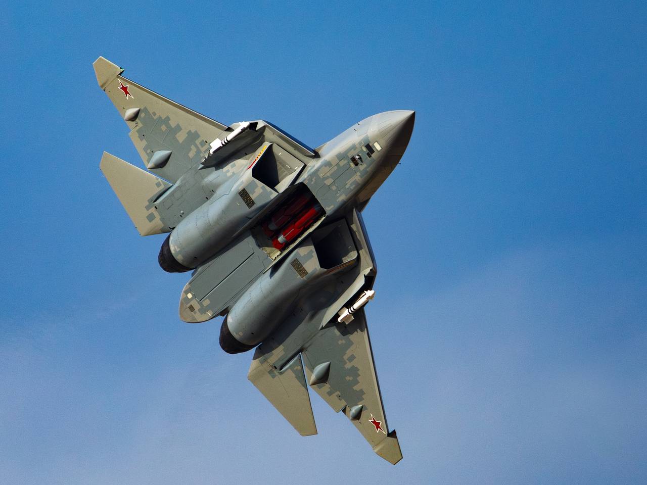 Крушение военного самолета Су-57 в Подмосковье