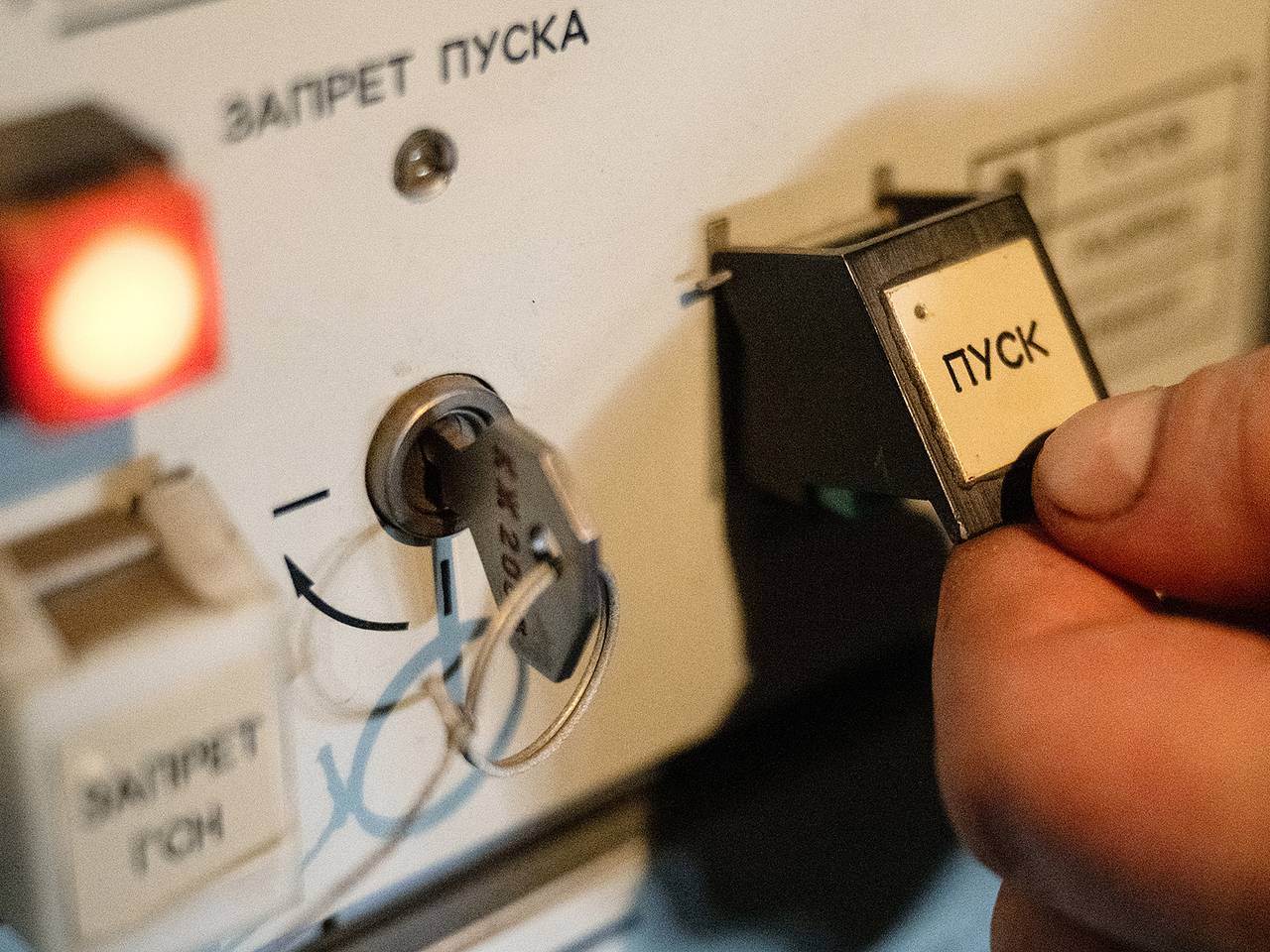 Режим беспилотной опасности ввели в российском регионе в 2500 километрах от границы