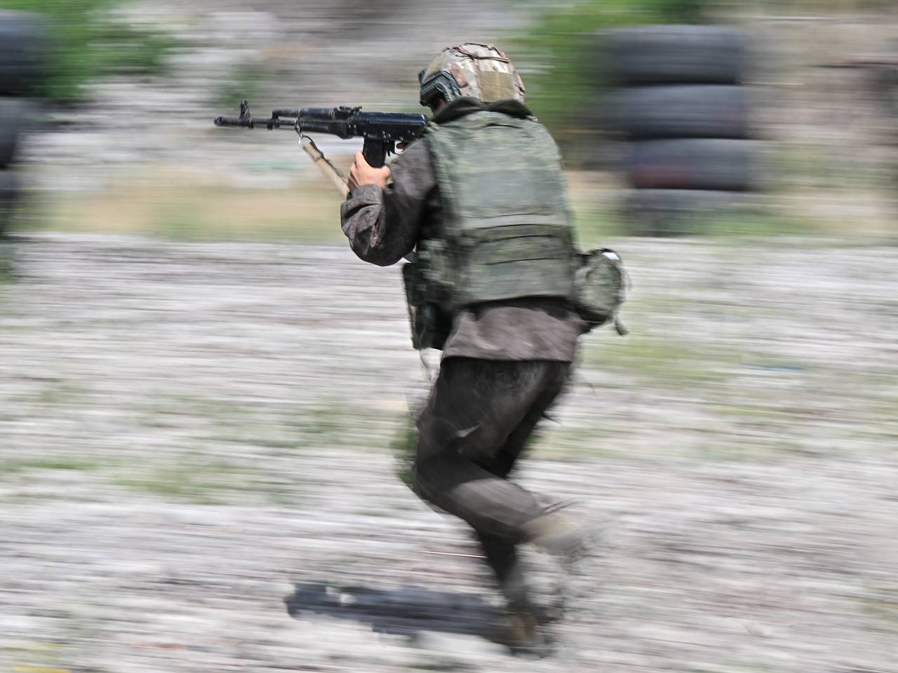 Бойцы ВСУ попытались атаковать российских солдат под предлогом сдачи в плен