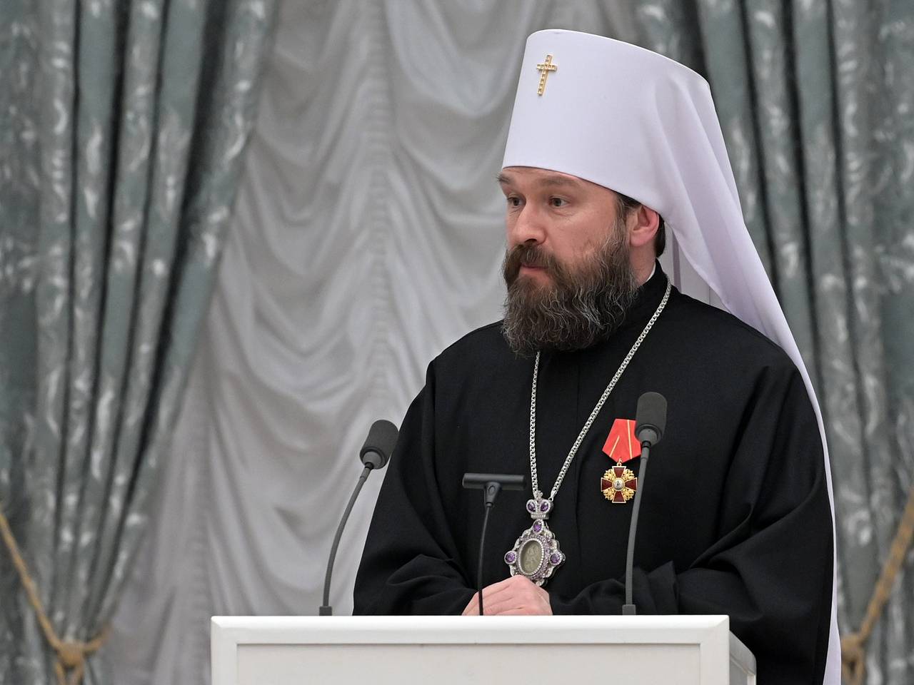 Решение о служении митрополита Илариона в России