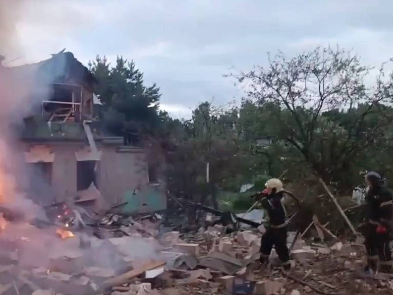 Опубликованы кадры последствий смертельной атаки ВСУ на Подмосковье