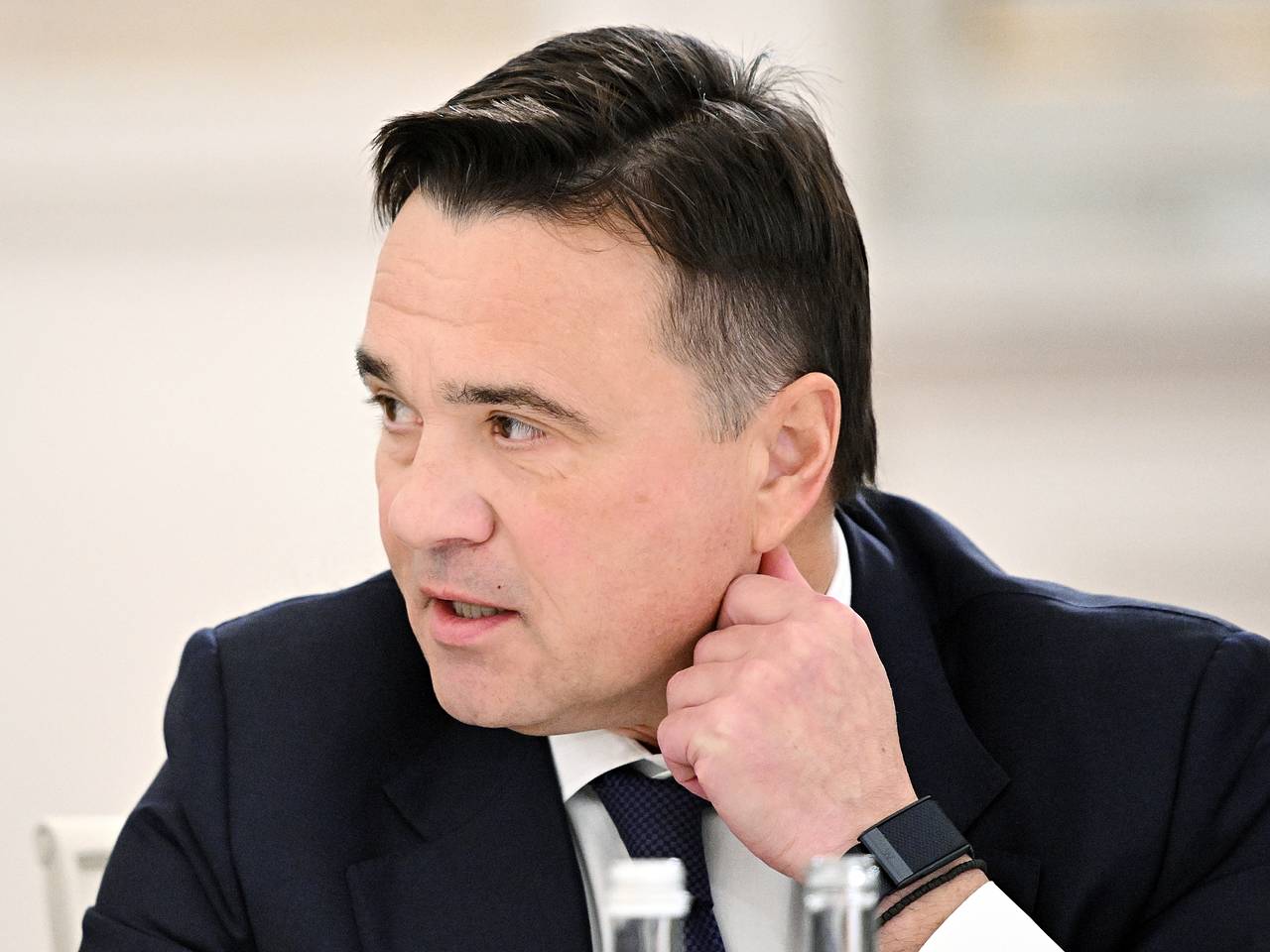 Глава Подмосковья Андрей Воробьев проверил капремонт важных теплосетей в Дзержинском