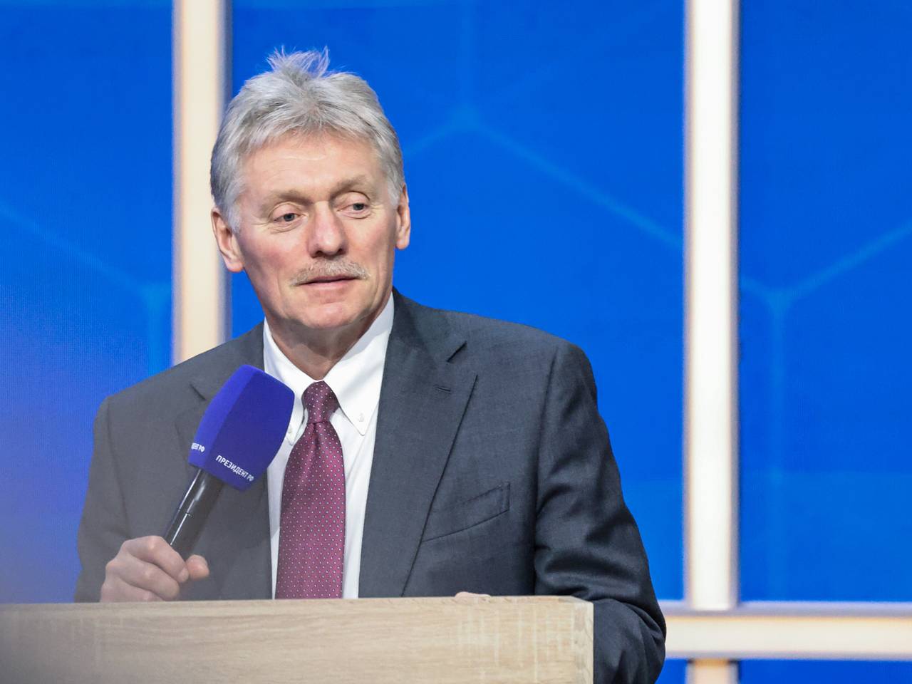 Песков рассказал о встрече Зеленского с Путиным в 2019 году