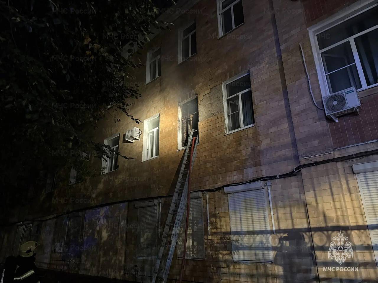 Пожар в больнице в Подмосковье потушили