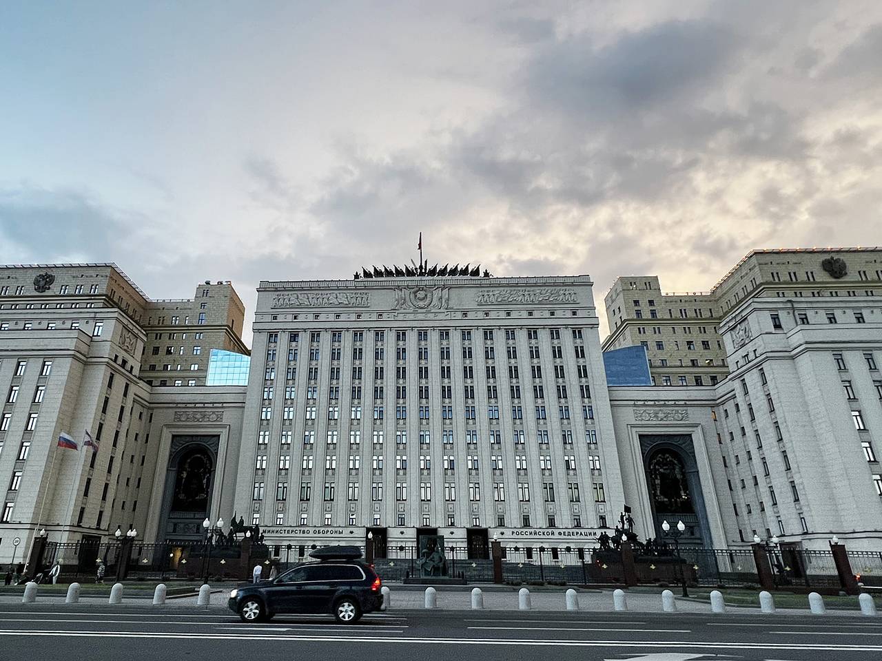 Перестановки в Минобороны России
