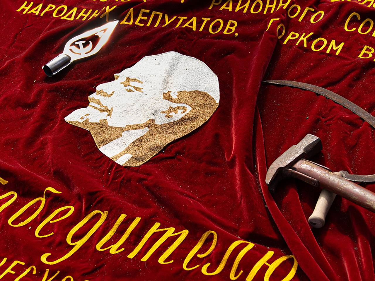 Тайник времен СССР неожиданно вскрыли на заводе в России