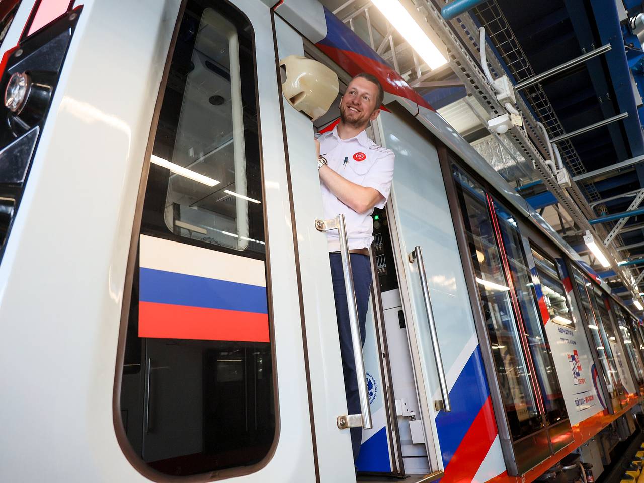 Собянин отметил важность обновления метро Москвы