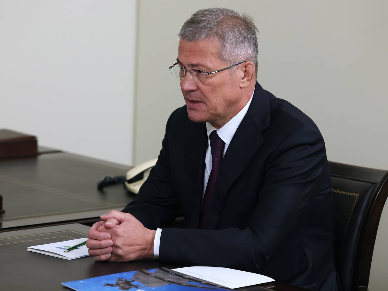 Глава Башкирии поручил проверить использование автопарка Уфы для развоза судей