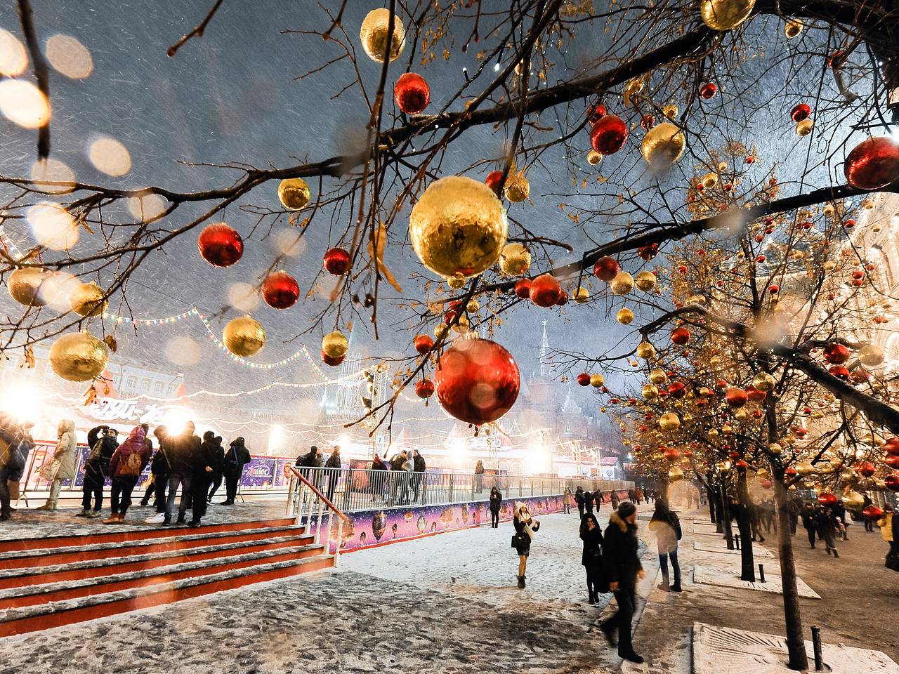 Новогодние праздники в 2027 году станут короче