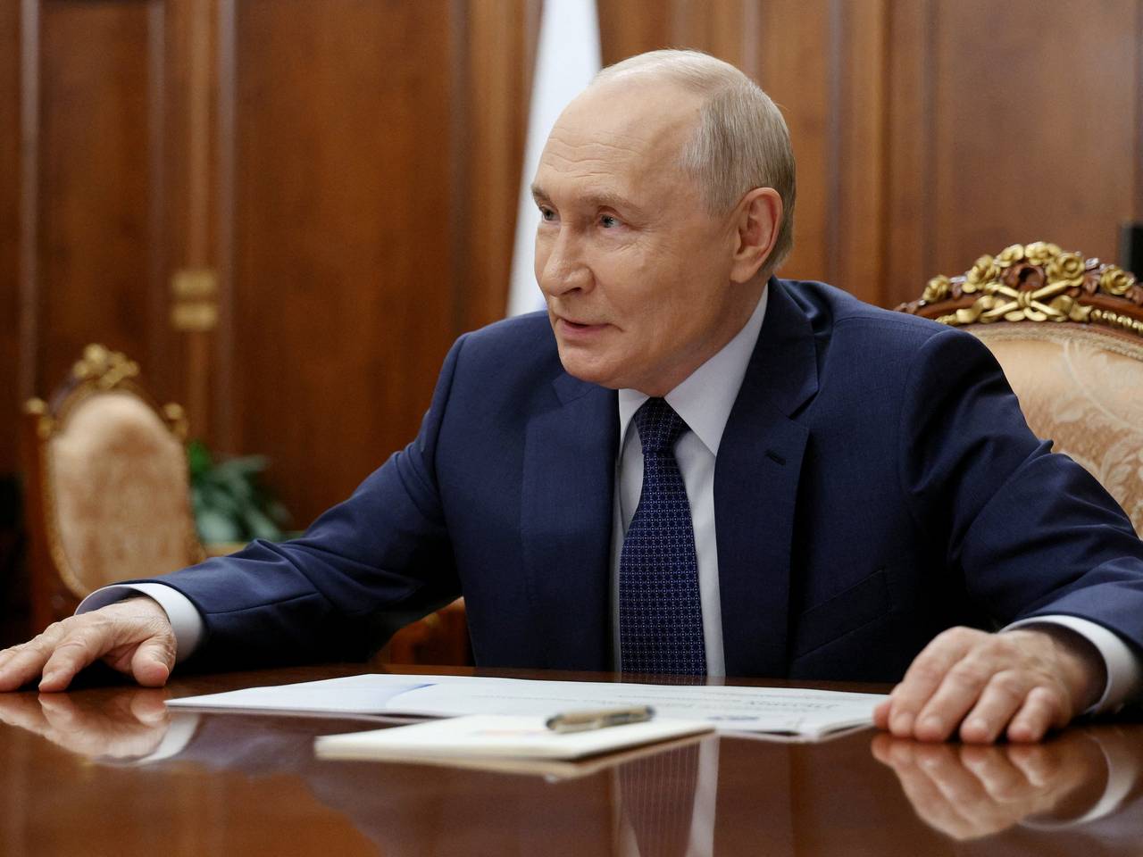 Путин сыронизировал над пожеланием Зюганова к Володину