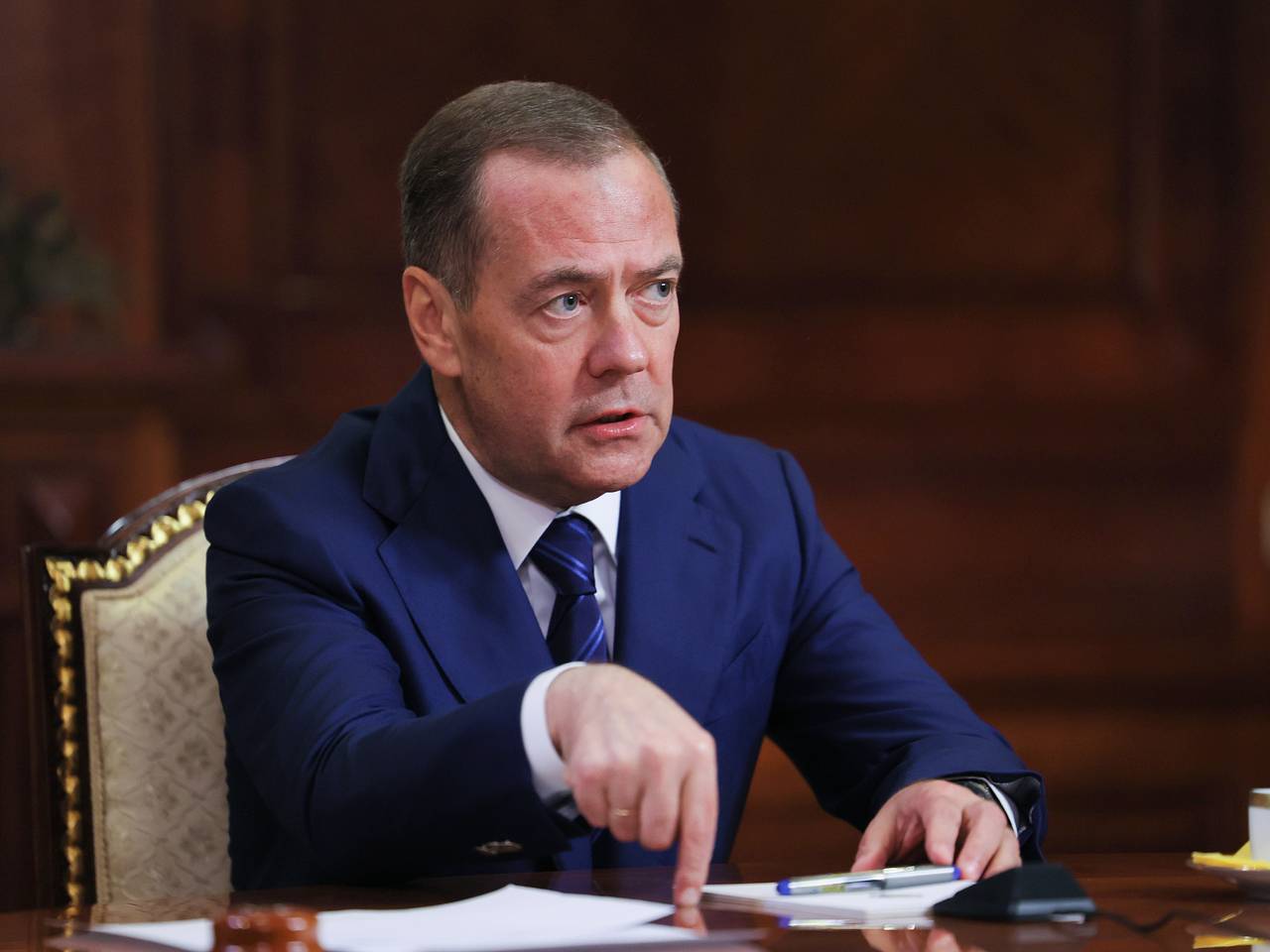 Медведев счел возможным удар по НАТО