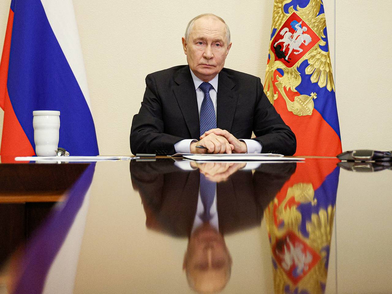 Путин оперативно созвал членов Совбеза для обсуждения мер по нейтрализации угроз