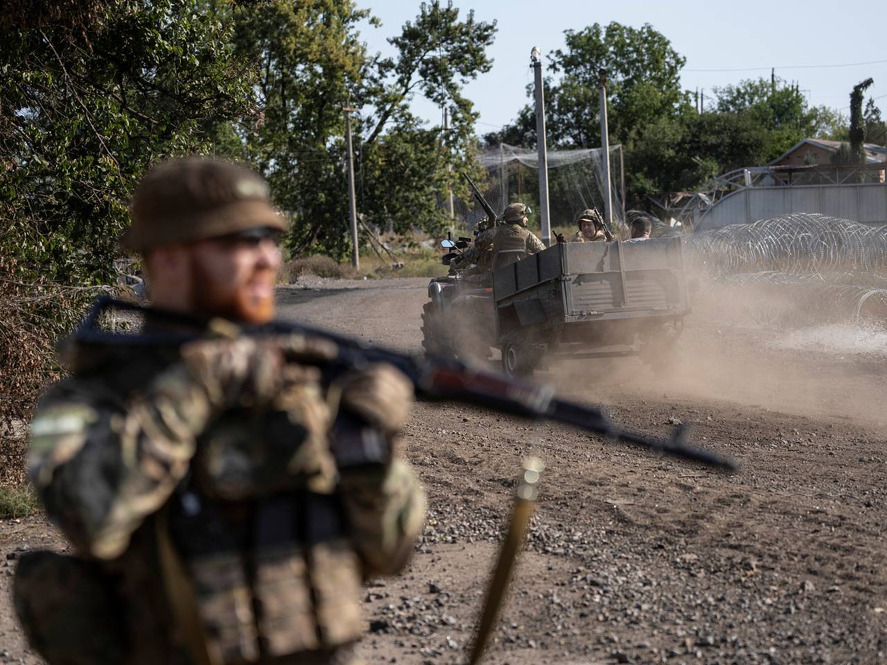 Стало известно о попытках ВСУ прорвать кольцо окружения в ДНР