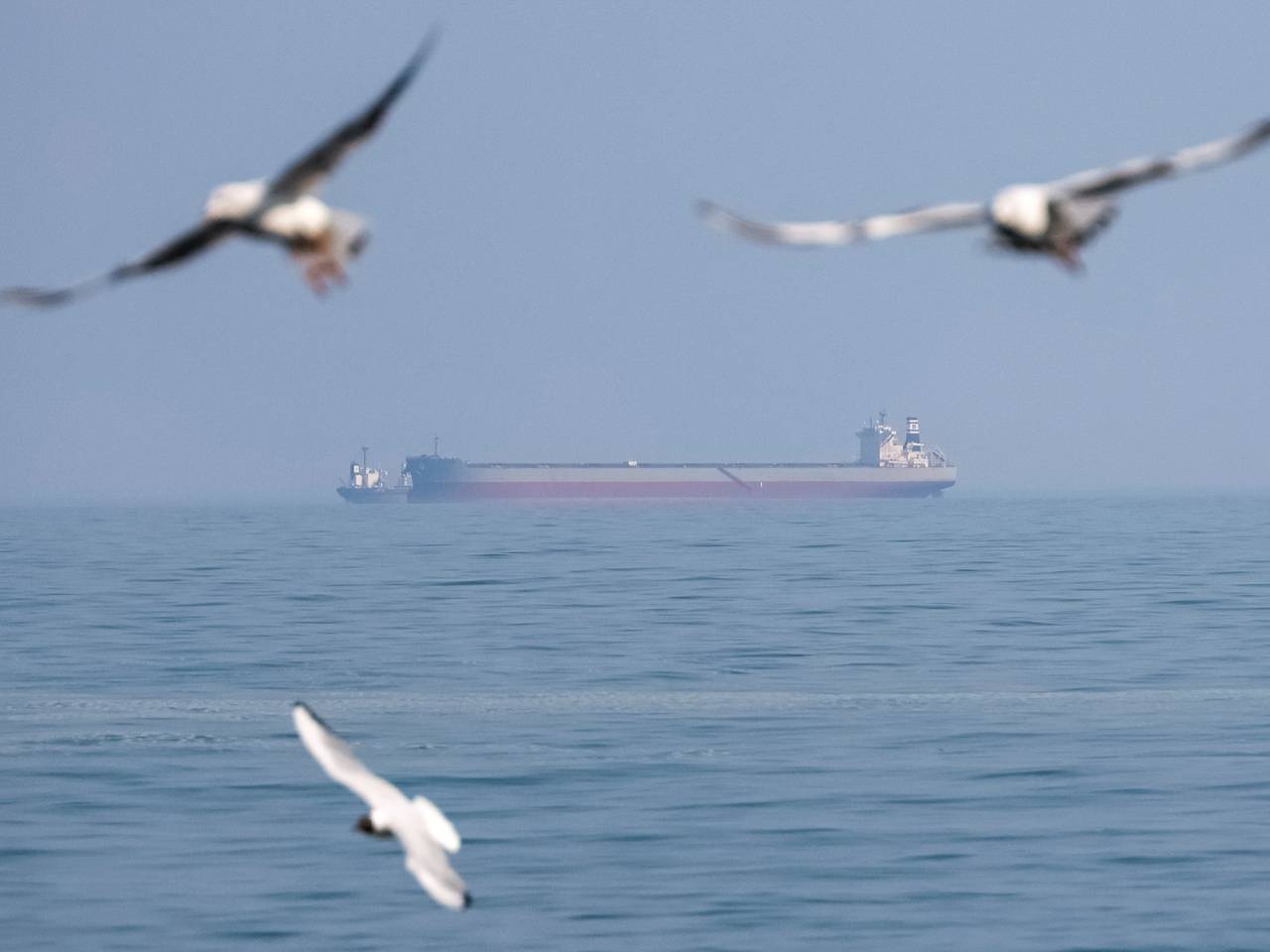 Российские войска ударили по судну с военными грузами для ВСУ в момент их доставки