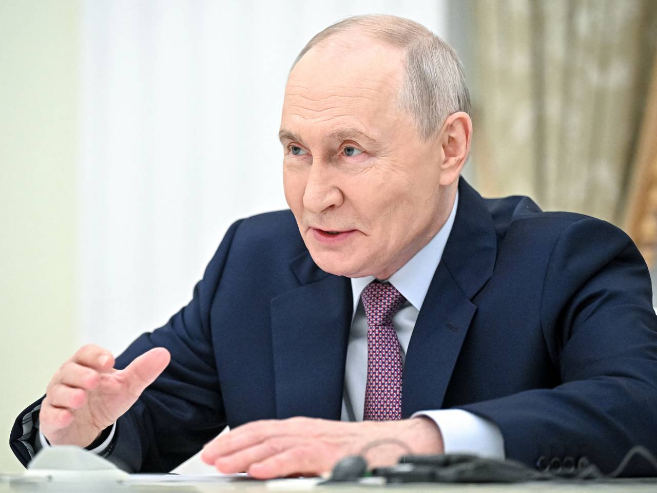 Перечислены самые яркие ироничные высказывания Путина