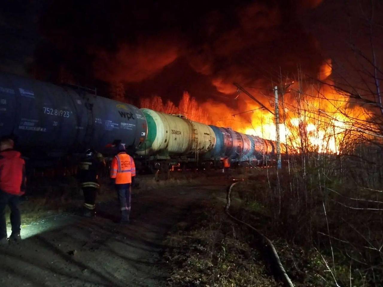 Сход вагонов с рельсов в Свердловской области